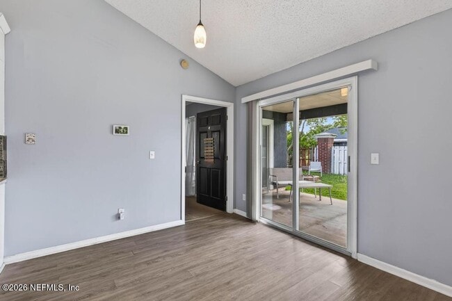 Building Photo - 10842 Lydia Estates Dr