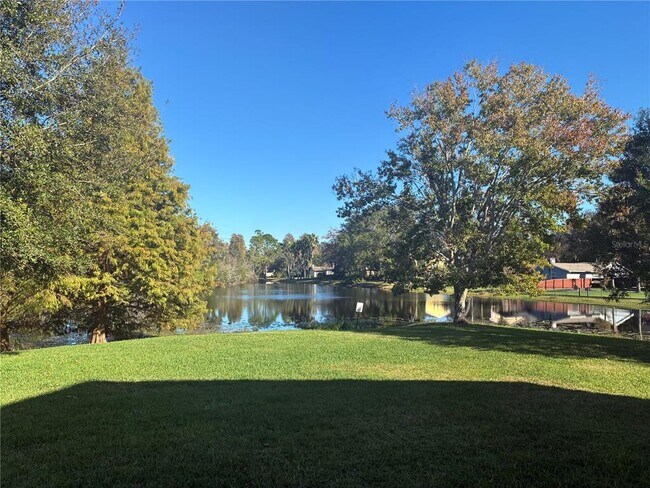 Building Photo - 16513 Lake Brigadoon Cir