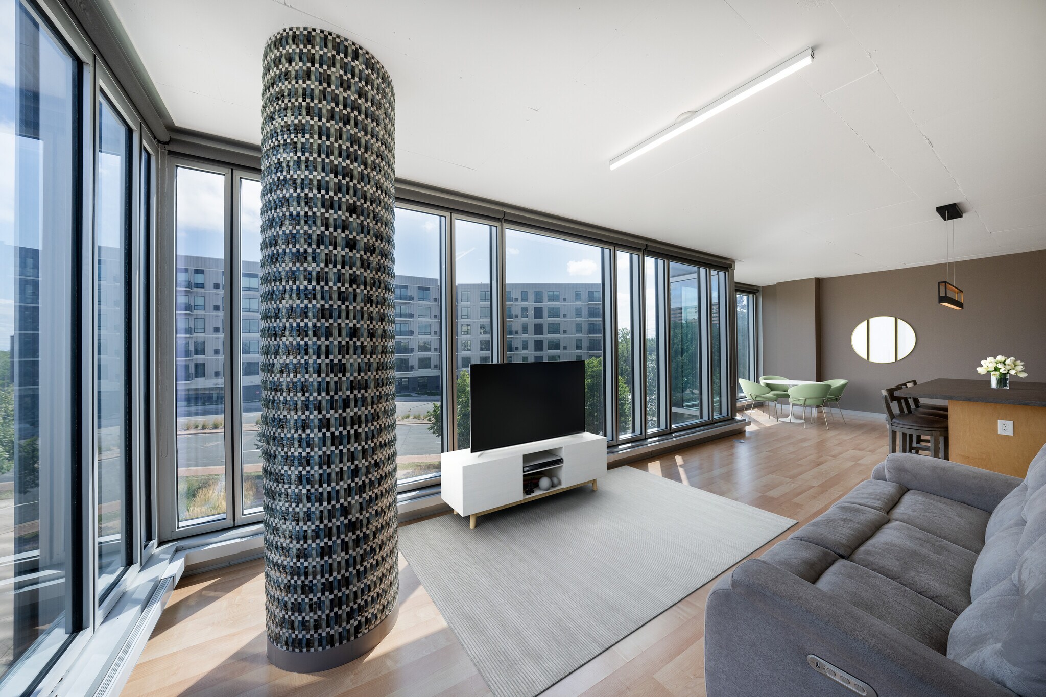 Building Photo - 8151 33rd Ave S