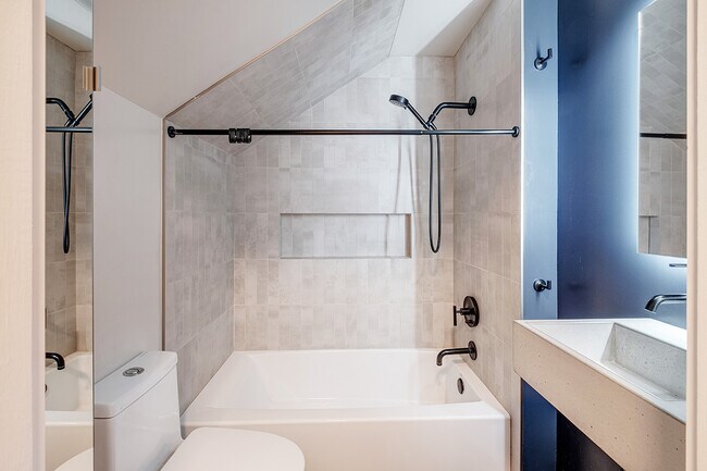 Building Photo - 755 Florida St