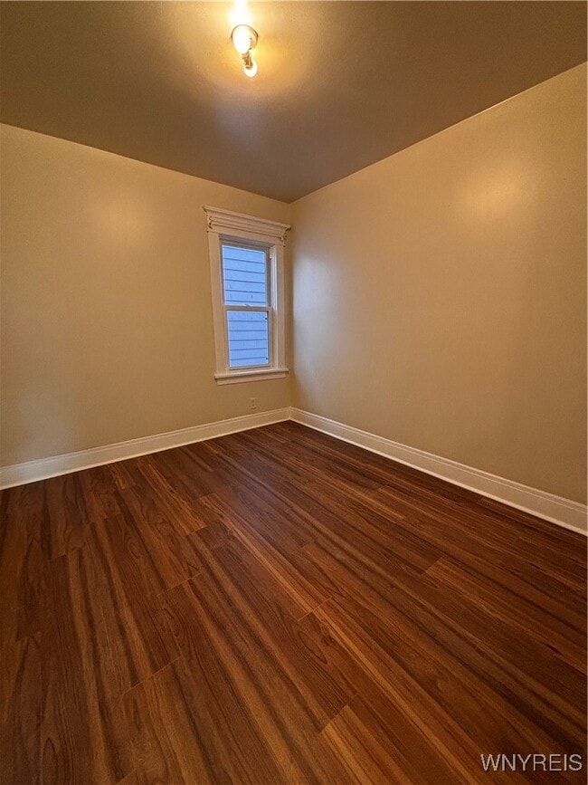 Building Photo - 432 Wohlers Ave