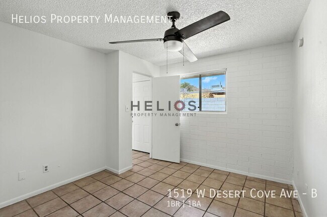 Building Photo - 1519 W Desert Cove Ave