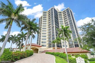 Building Photo - 6000 Pelican Bay Blvd