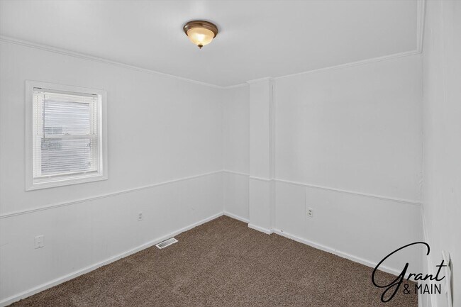 Building Photo - 21787 Nevada Ave