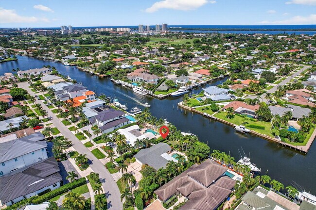 Building Photo - 728 Waterway Dr