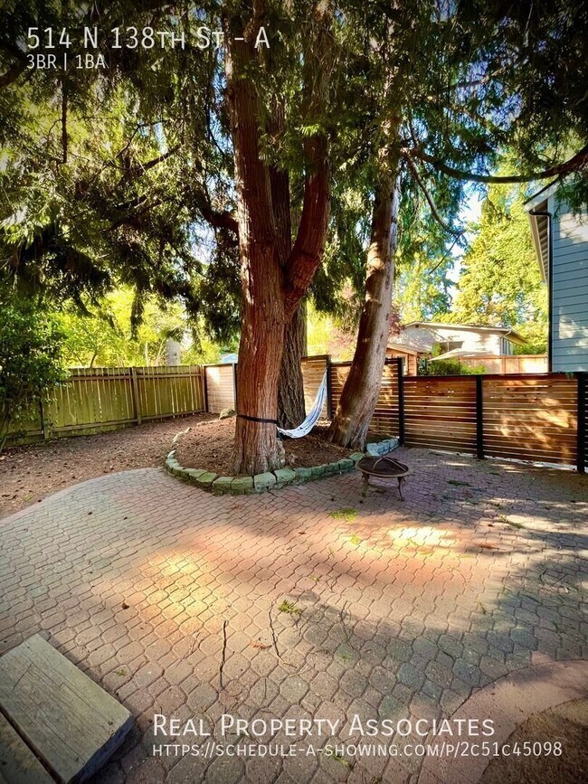 Building Photo - 514 N 138th St