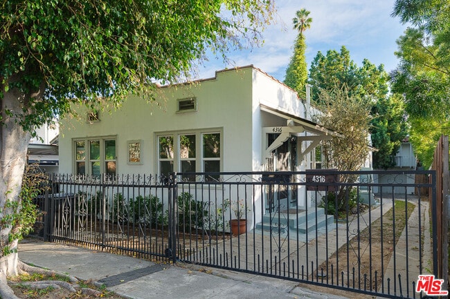 Building Photo - 4316 Kingswell Ave