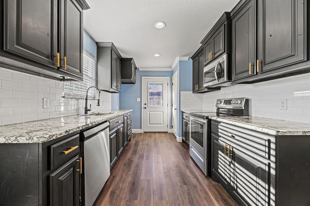 Building Photo - 2710 San Gabriel Dr