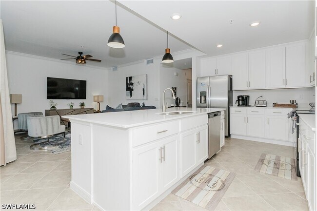 Building Photo - 6034 National Blvd