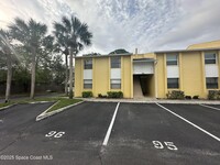 Building Photo - 582 N Wickham Rd