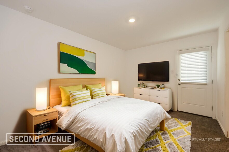 Building Photo - 8633 Cottage Crk Dr