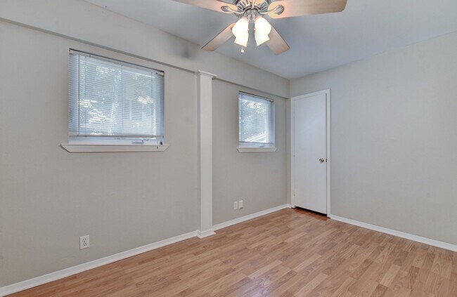 Building Photo - 2712 Whitis Ave