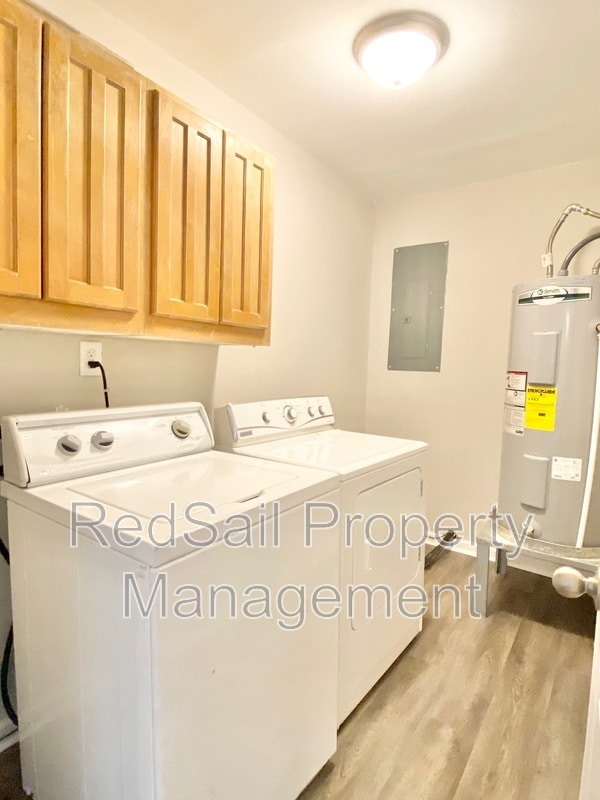 Building Photo - 398 Circuit Ln