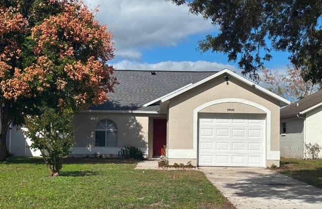 FABULOUS! LIKE NEW! 3 BEDROOM / 2 BATH / 1 CAR GARAGE HOUSE (SOUTHEAST ORLANDO) - FABULOUS! LIKE NEW!  3 BEDROOM / 2 BATH / 1 CAR GARAGE HOUSE (SOUTHEAST ORLANDO)