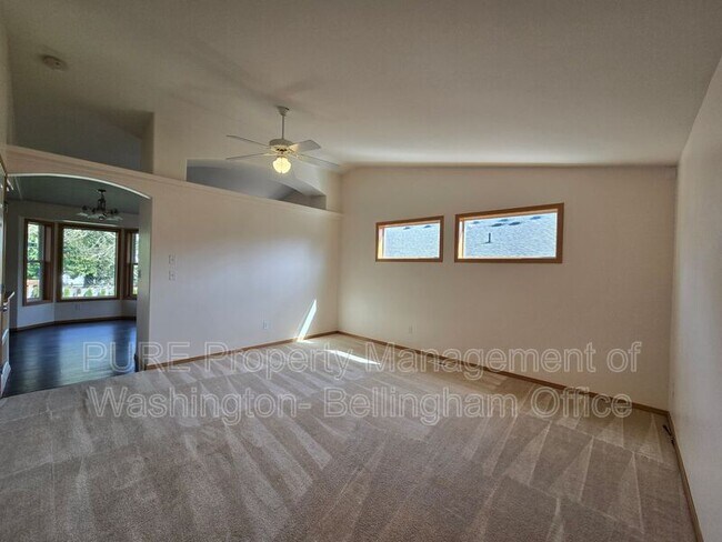 Building Photo - 4449 Jacob Pl