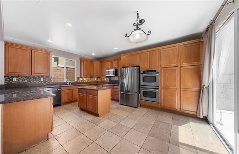 Building Photo - 14584 Sleepy Creek Dr