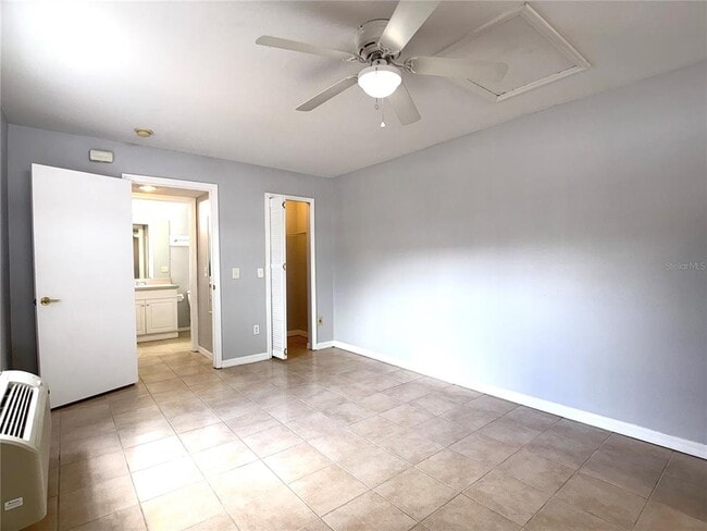 Building Photo - 902 Orchid Dr