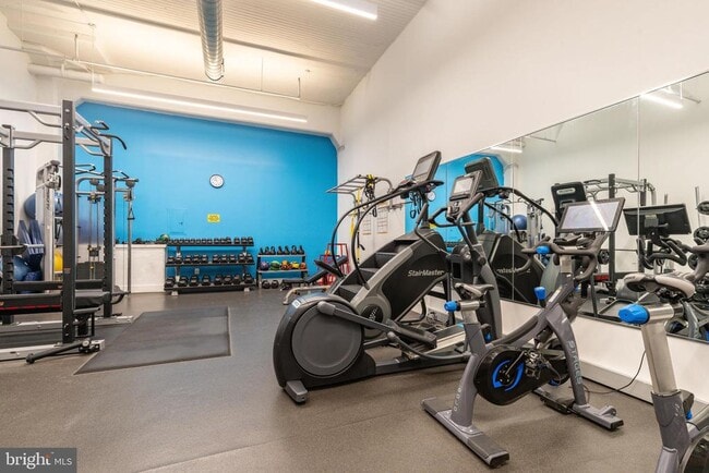 Building Photo - 2200 Arch St