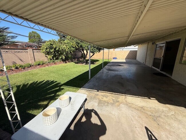 Building Photo - **LA MIRADA** Beautifully Maintained 3-Bed...