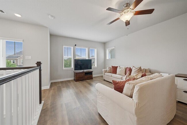 Building Photo - 27022 Brighton Valley Way
