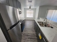 Building Photo - 2771 S Mountain Vista St