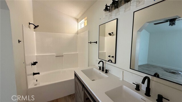 Building Photo - 24460 Tuscola Cir