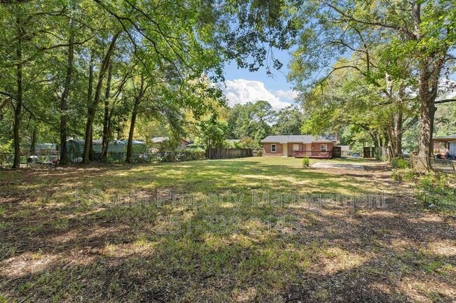 Building Photo - 1725 Harbor Dr E