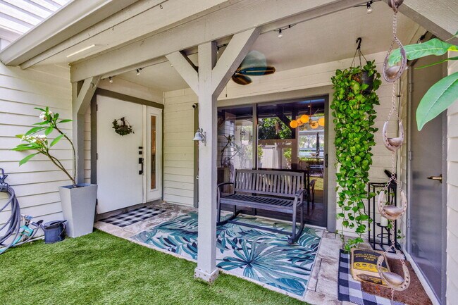 Building Photo - 13400 Bedford Mews Ct