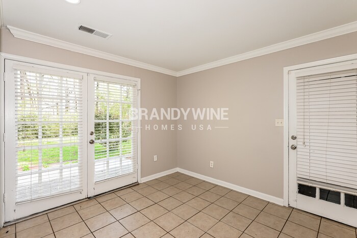 Building Photo - 883 Timbervale Ln