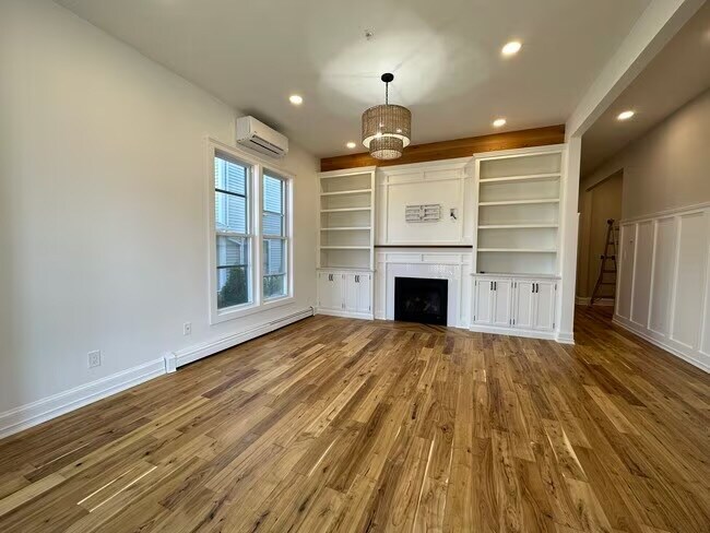 Building Photo - 101 State St