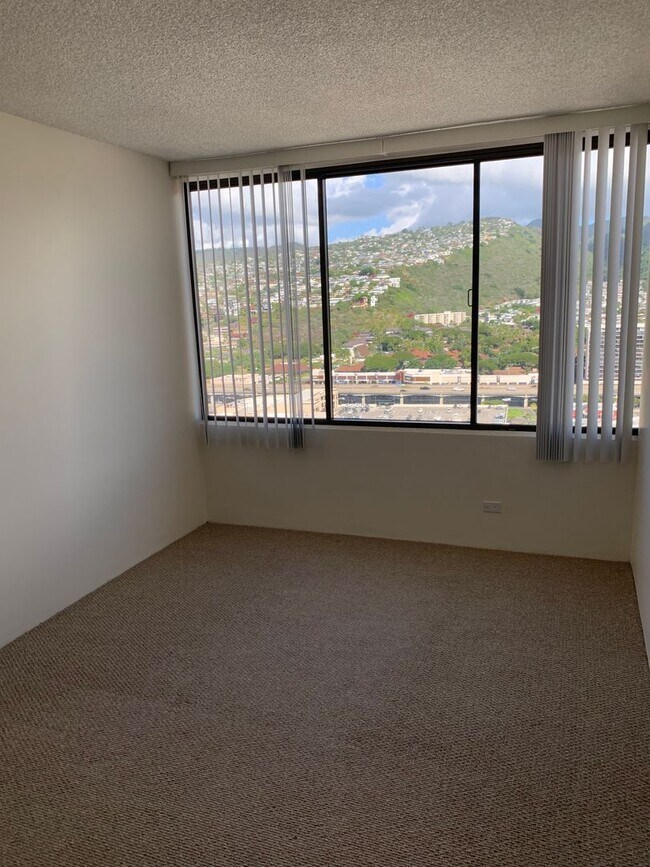 Building Photo - 4340 Pahoa Avenue #23A