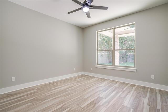 Building Photo - 908 Meadowlark Ln