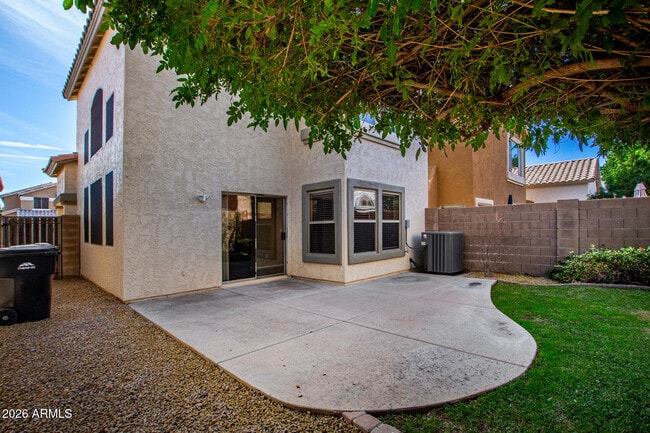 Building Photo - 7230 E Knoll St