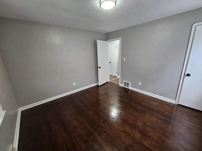 Building Photo - 19807 Gardenview Dr