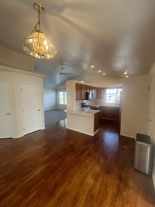 Building Photo - 3 bedroom 2 bath in a beautiful, spacious Meridian Neighborhood!