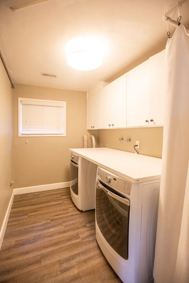 Building Photo - South Salem 4 Bedroom 2 Bath Home Available Mid June !!!