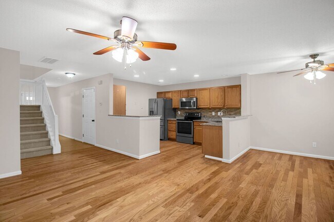 Building Photo - Keswick Place Townhome