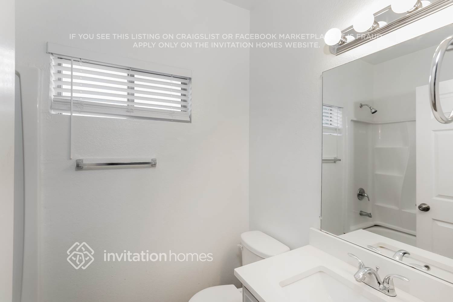 Building Photo - 833 E Minton St