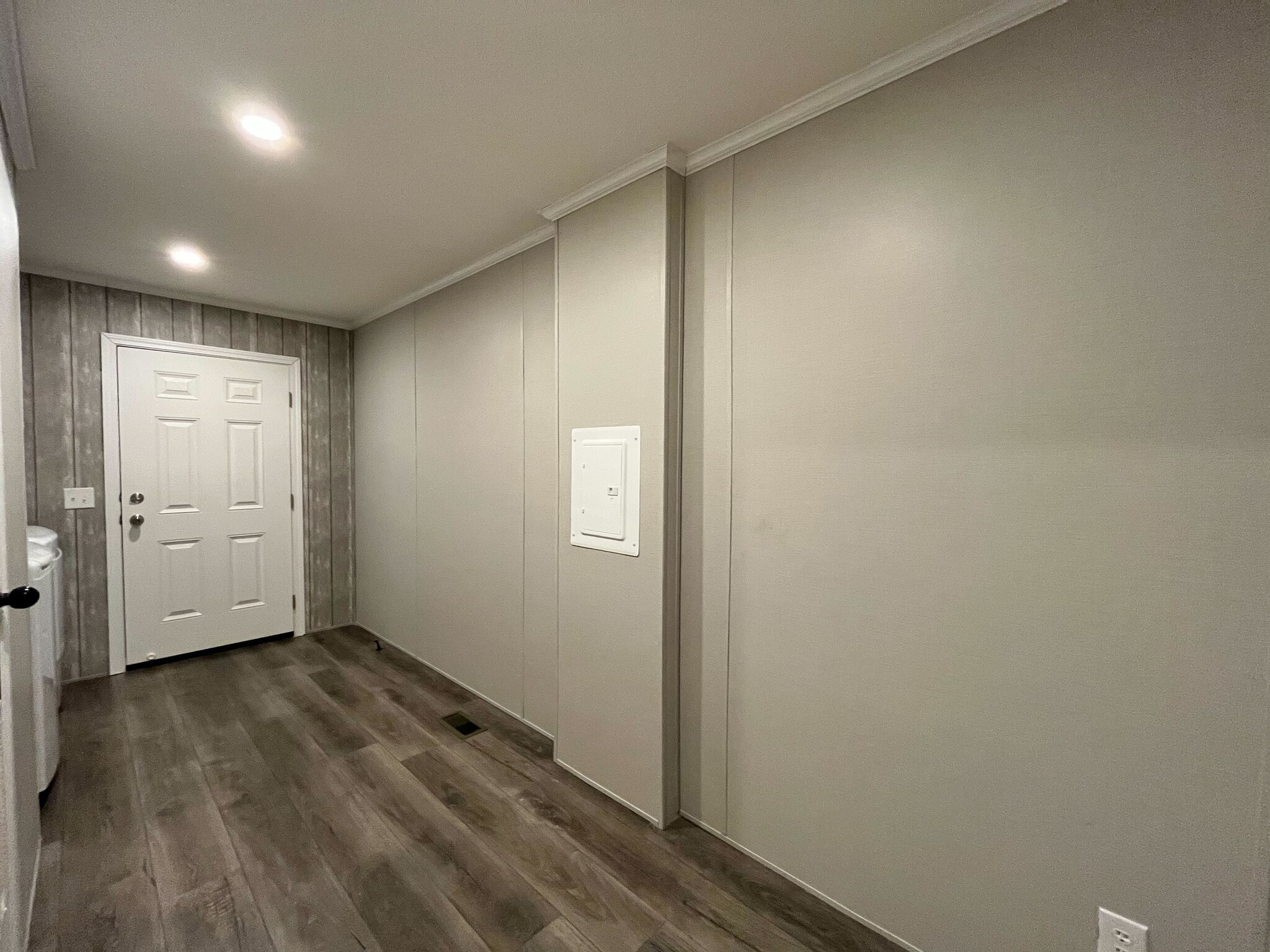 Building Photo - 1400 Georgia St