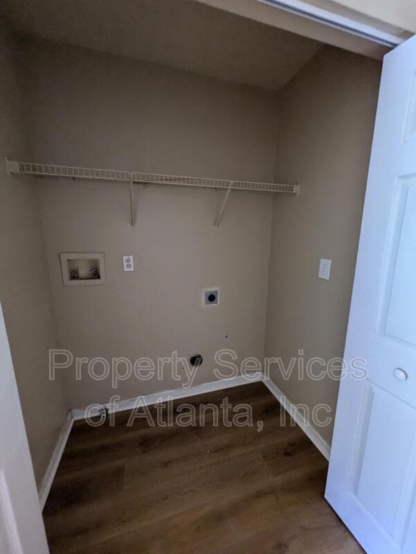Building Photo - 518 Arbor Ridge Dr