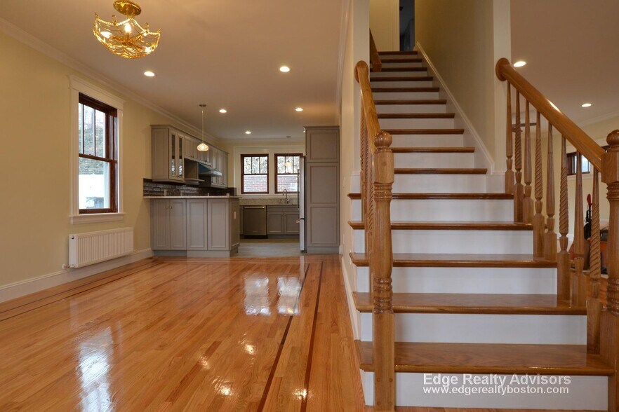 Building Photo - 46 Gerrish St