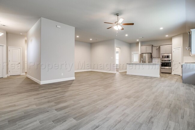 Building Photo - CHARMING, 2022 NEWLY BUILT BEAUTIFUL 4 BD,...