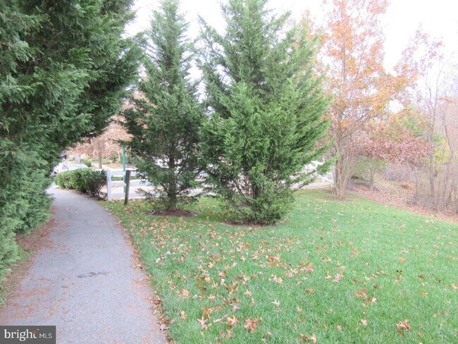 Building Photo - 11307 Amberlea Farm Dr