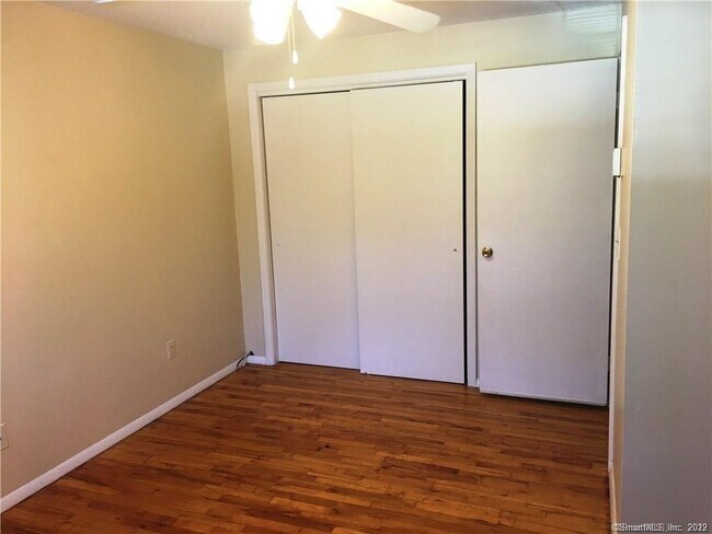 Building Photo - 617 Millville Ave