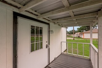 Building Photo - 128 Johnnie St