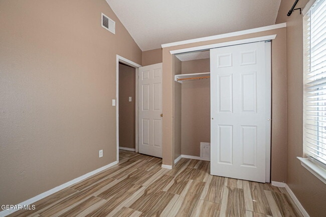 Building Photo - 3929 Tierra Marfil Rd