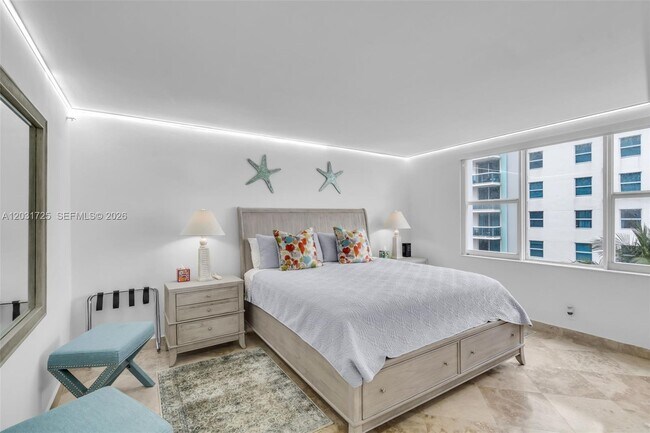 Building Photo - 9195 Collins Ave