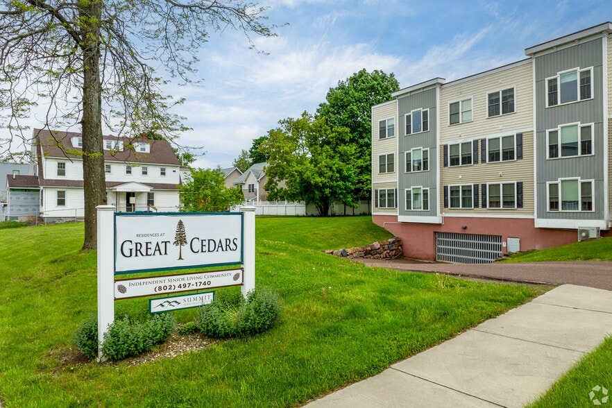 Building Photo - Great Cedars