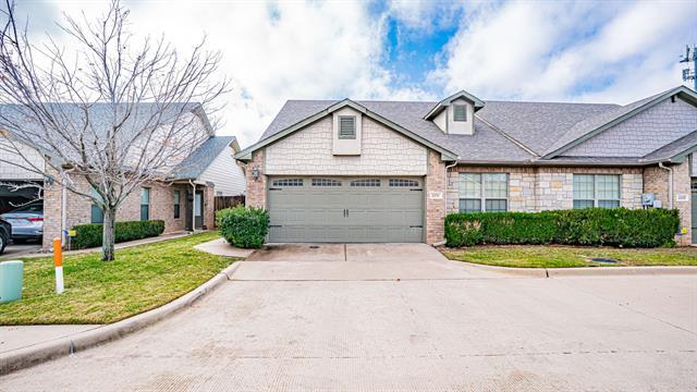 Primary Photo - 2231 Cobblestone Ct