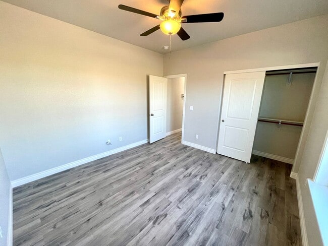 Building Photo - Beautiful 2024 Built 3 Bedroom 2 Bath Home...